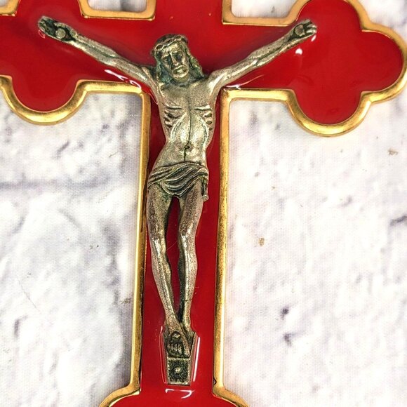 Gold Metal & Red Enamel Crucifix Jesus Wall Figure INRI Inscription 7x4.5" Italy - Picture 2 of 9